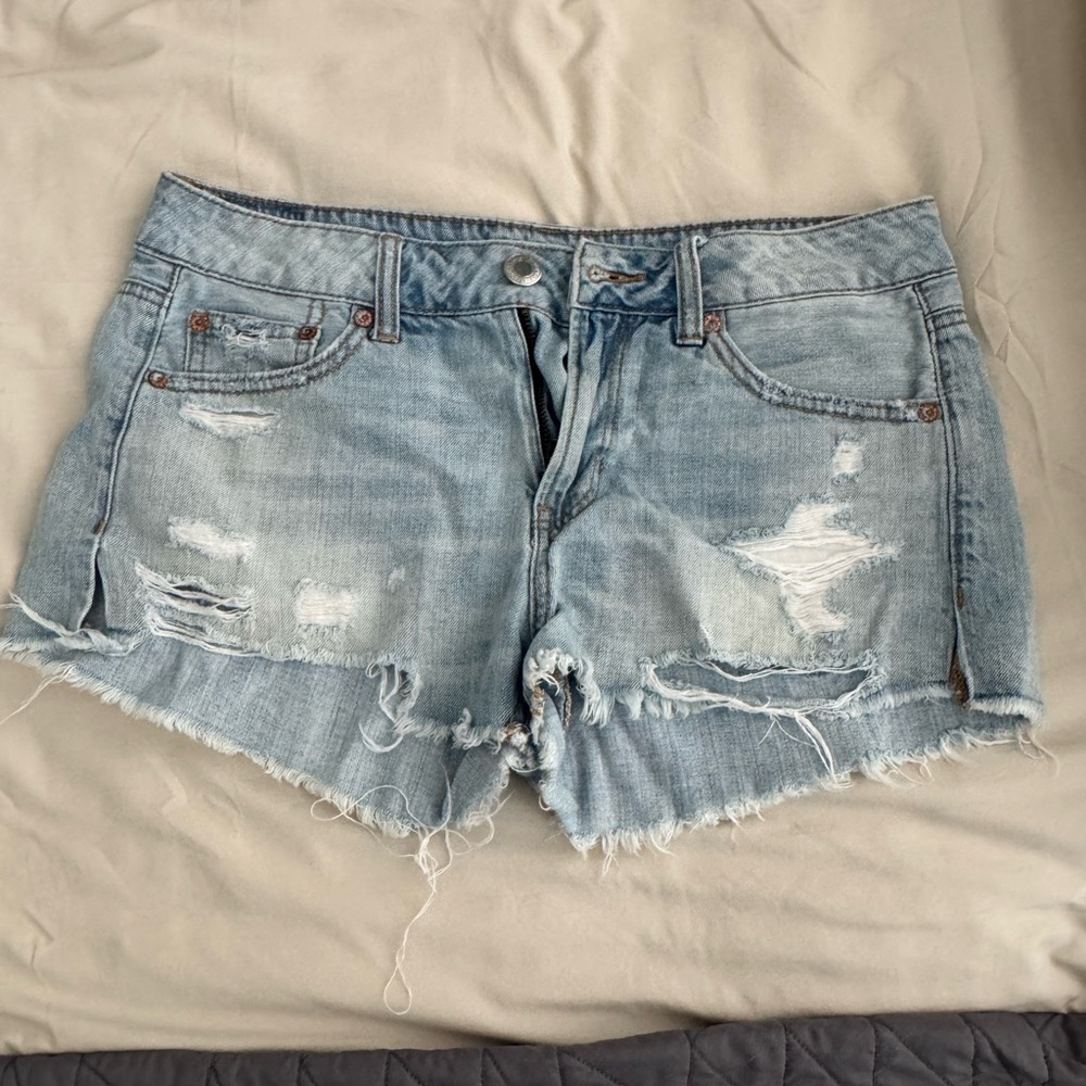 American Eagle Outfitters Light Blue Distressed Jean Shorts